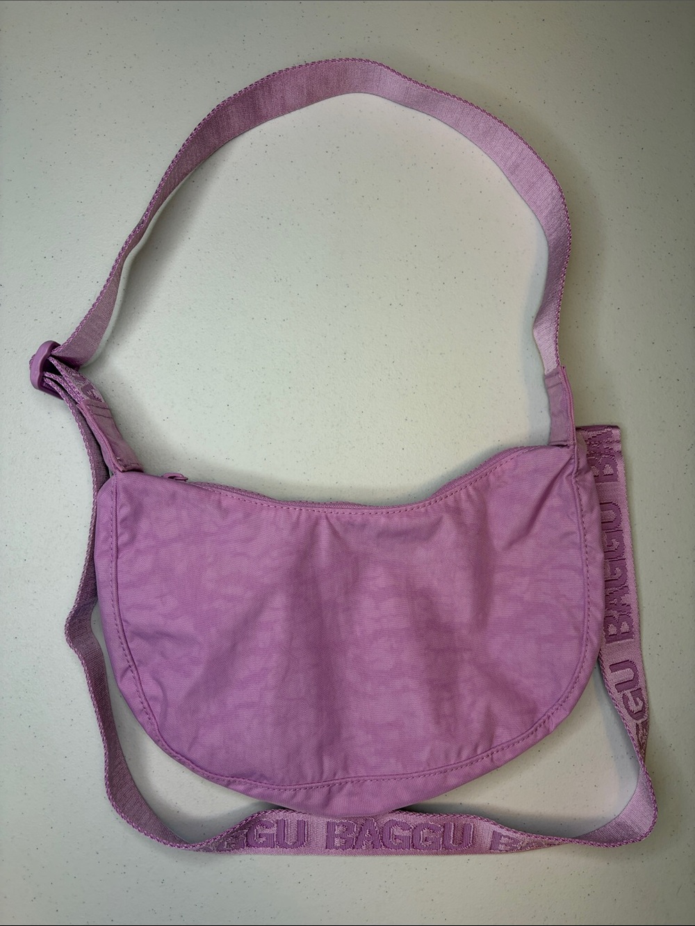 BAGGU Small Nylon Crescent Bag - Peony (Like New)